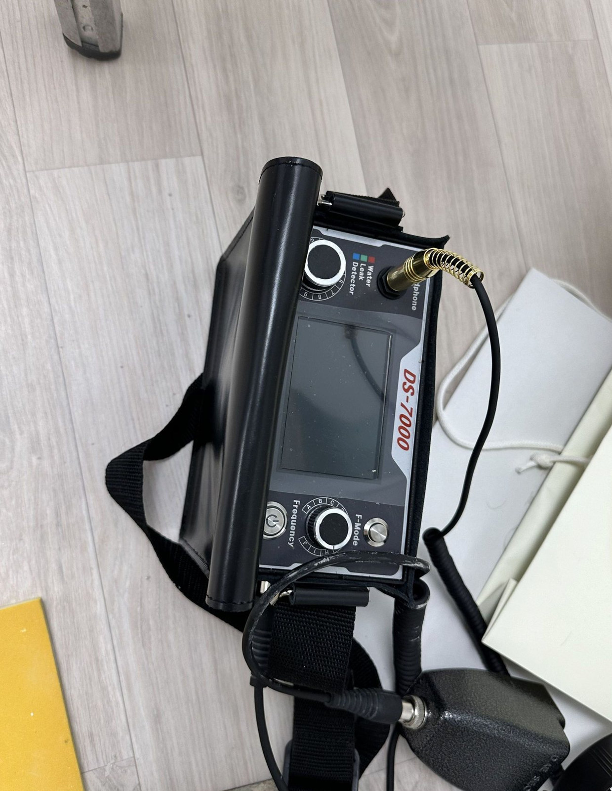 바닥 속 물소리를 듣는 청음 탐지 장비